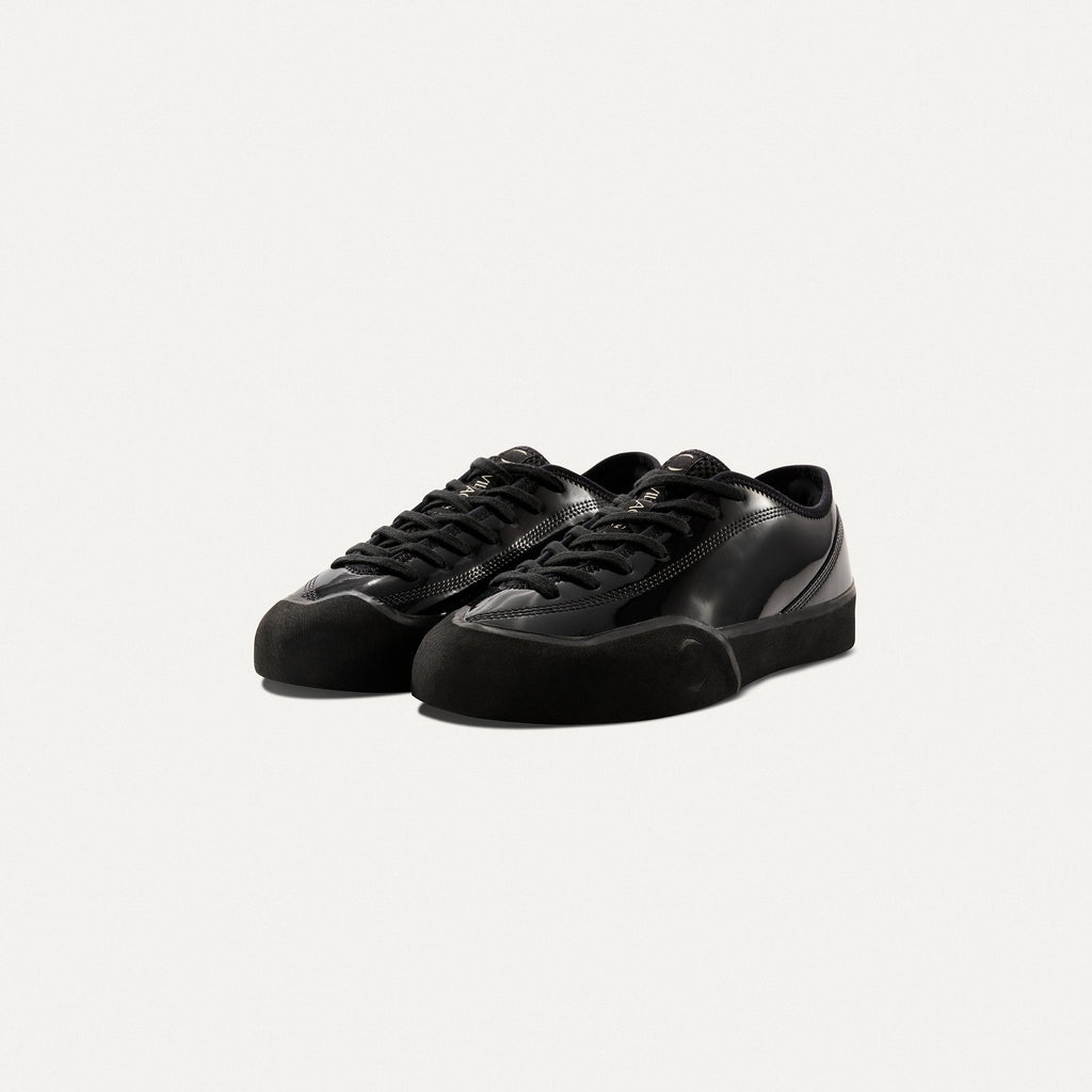 VILLAGE PM // 1.30PM // GLOSS BLACK
