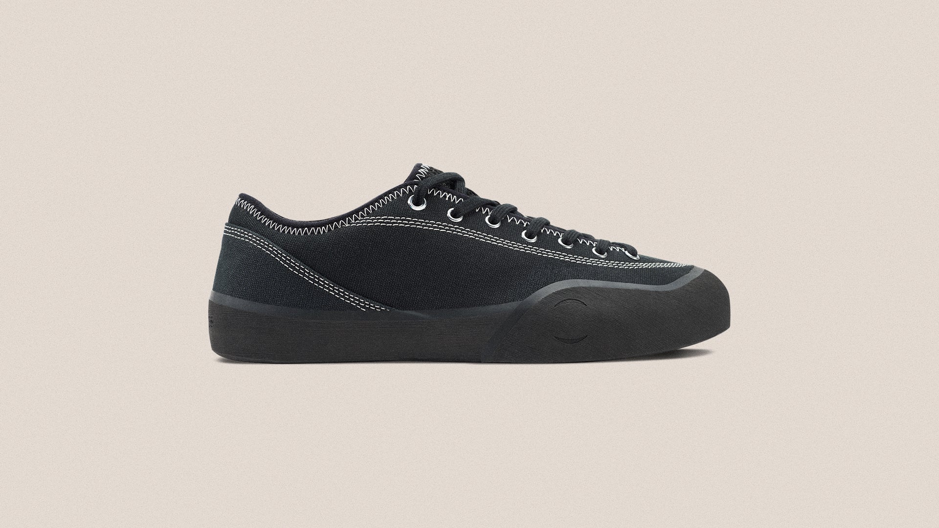 VILLAGE PM 1.30PM BLACK