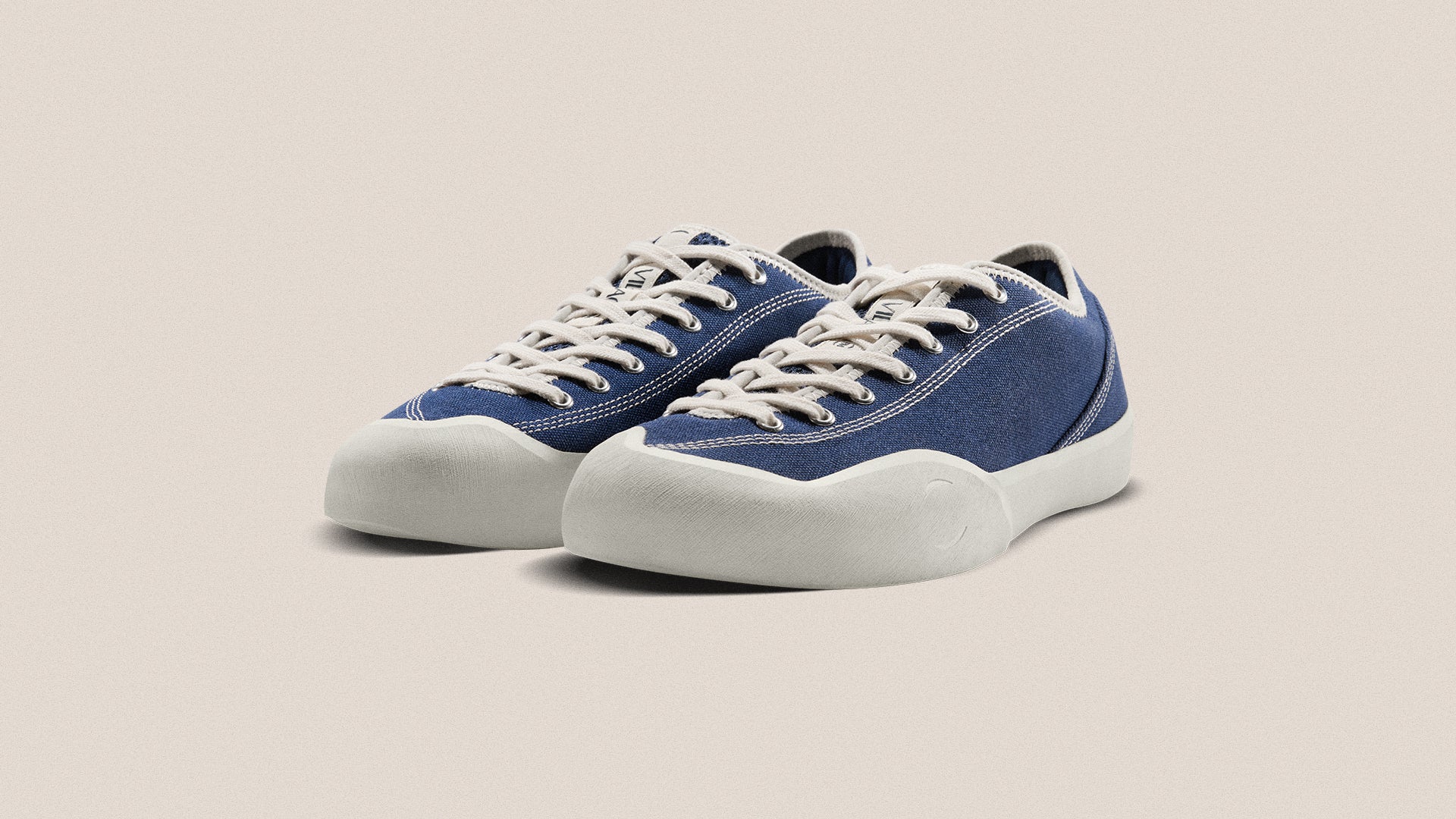 VILLAGE PM 1.30PM NAVY WHITE