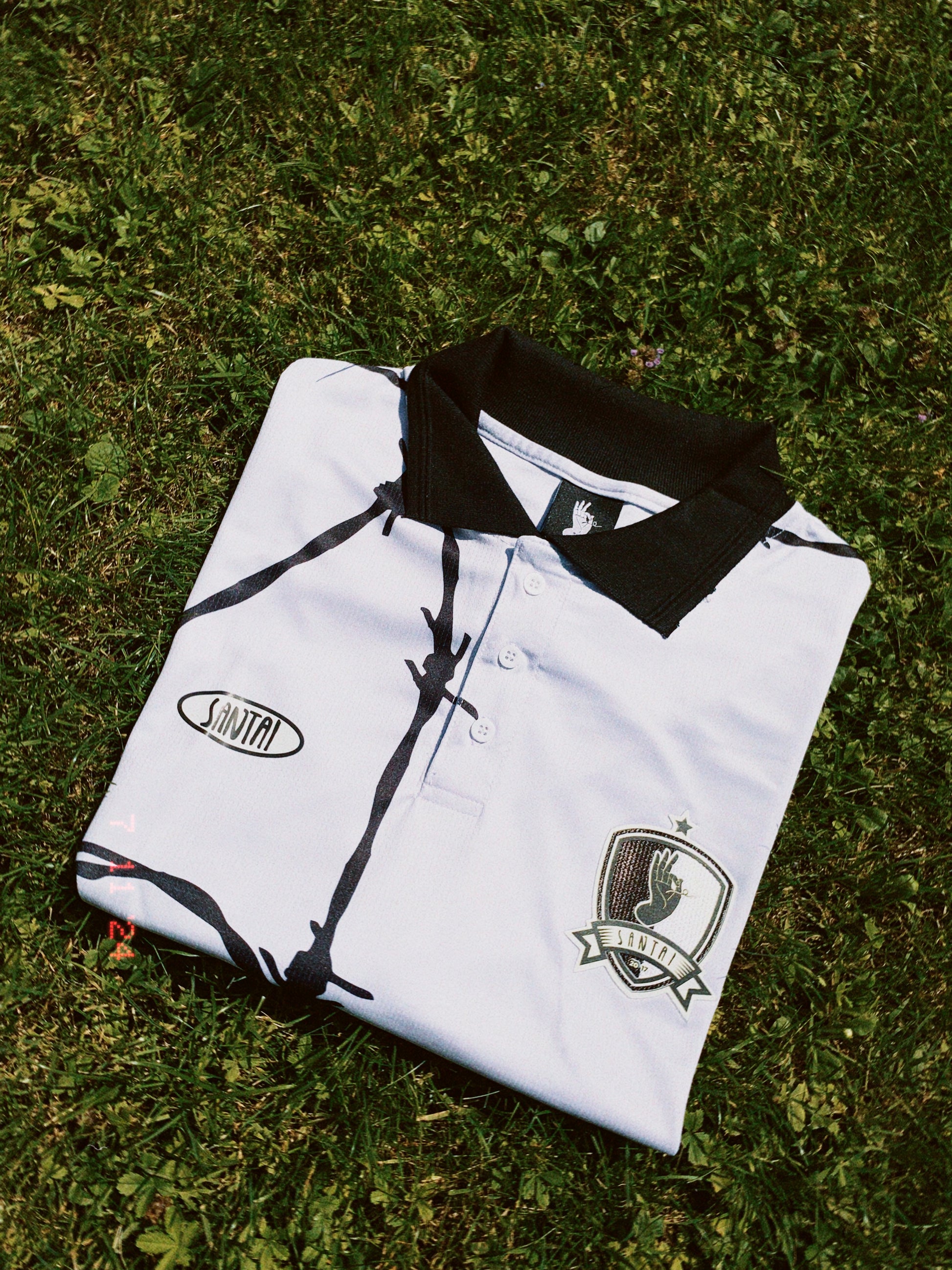 SANTAI // JERSEY 24 // WHITE BLACK
