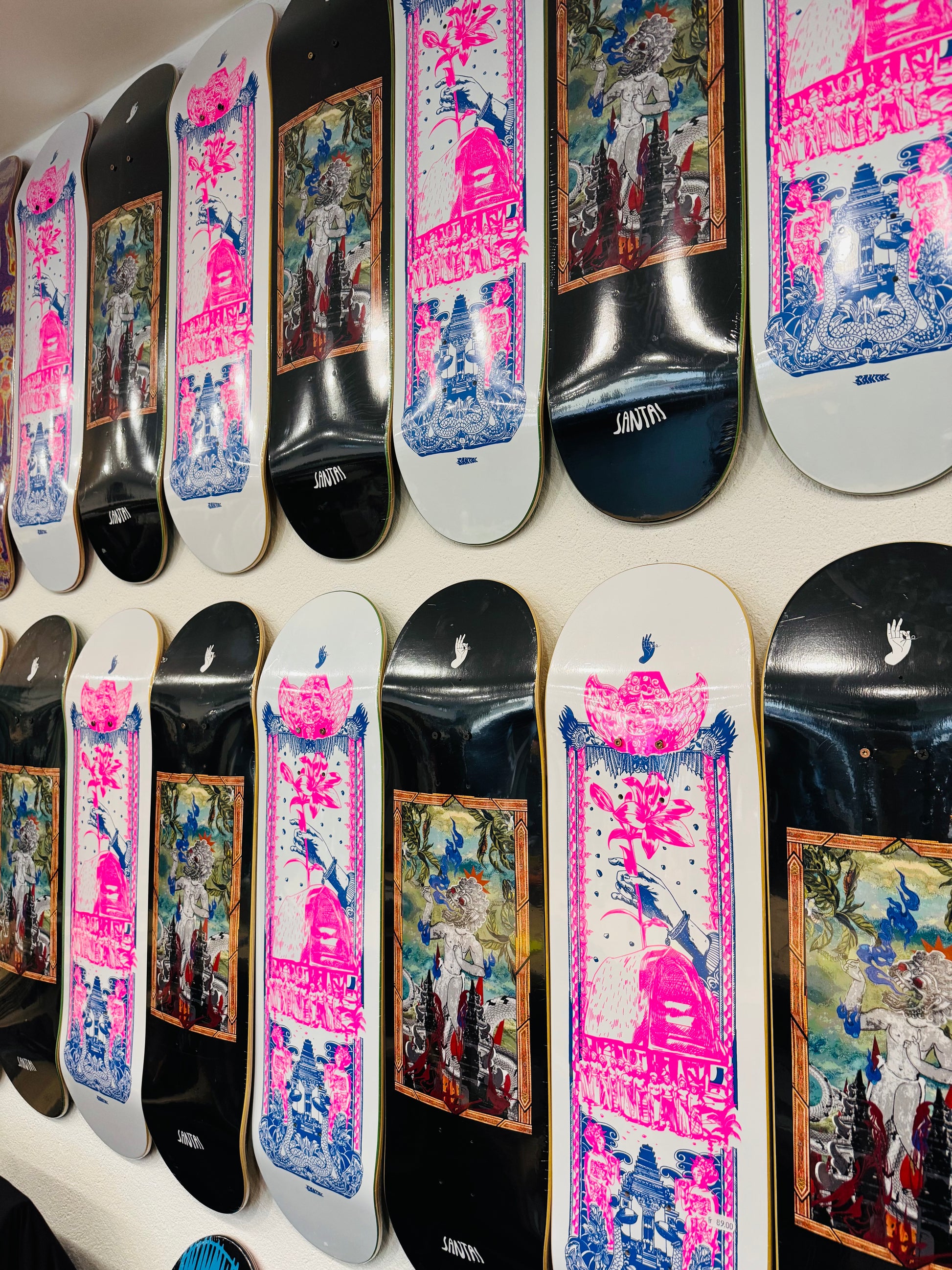 SANTAI // TRIPPIN // FULL SHAPE // 8.25