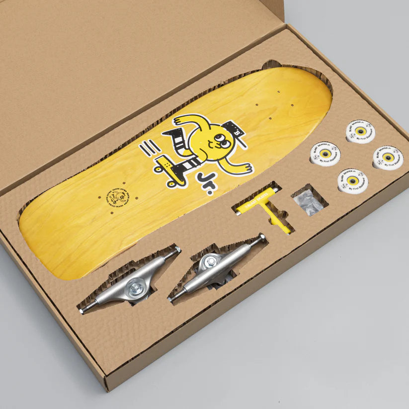 BLAST SKATES //. MY FIRST SKATEBOARD // COMPLETE KIT