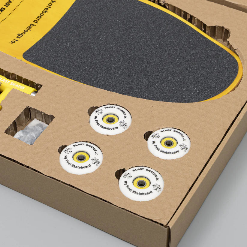 BLAST SKATES //. MY FIRST SKATEBOARD // COMPLETE KIT