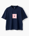 POETIC COLLECTIVE // BOX T-SHIRT NAVY PINK // L