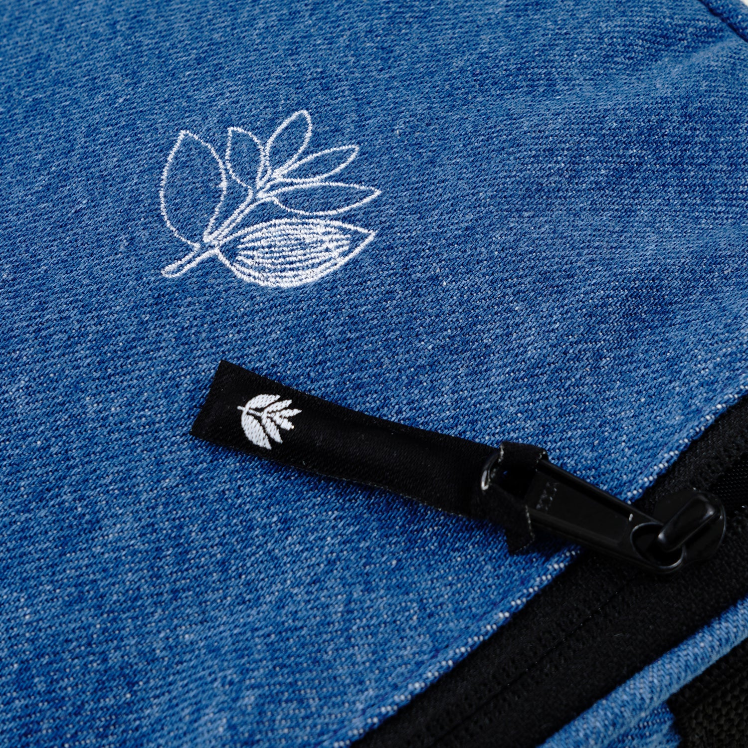 MAGENTA // SQUARE POUCH DENIM BAG // BLUE