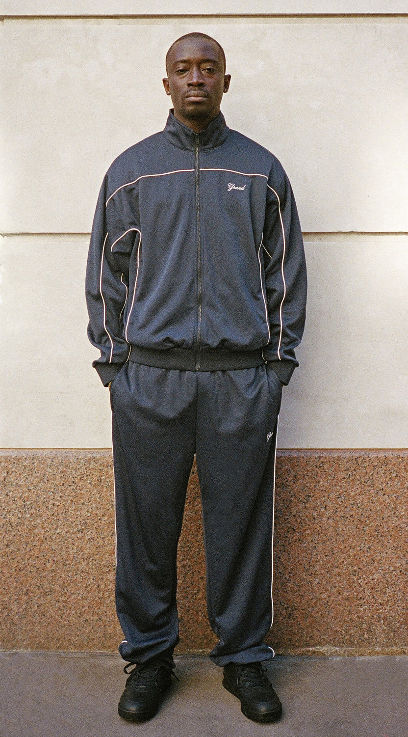 GRAND TRICOT TRACK PANT MIDNIGHT NAVY