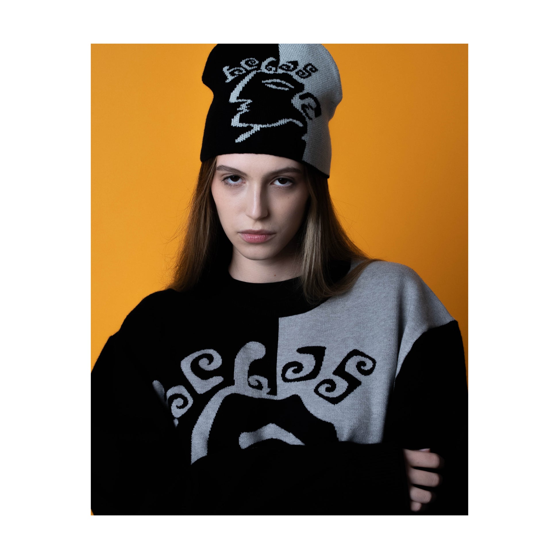 HELAS // DIEU GREC CREWNECK KNIT BLACK // GREY