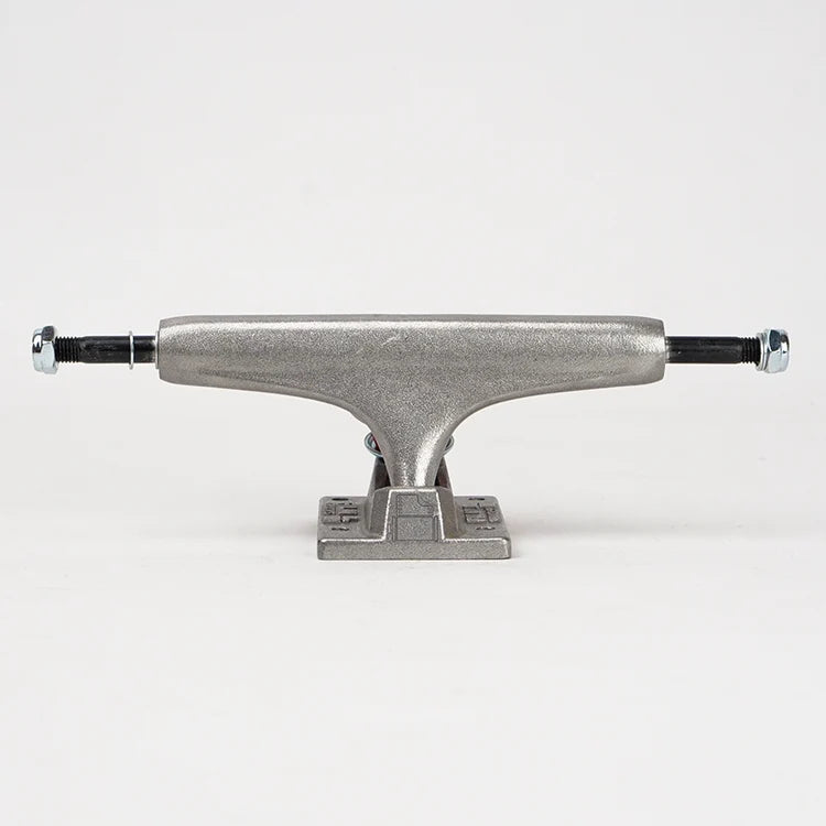 FILM TRUCKS RAW BASE - 5.5